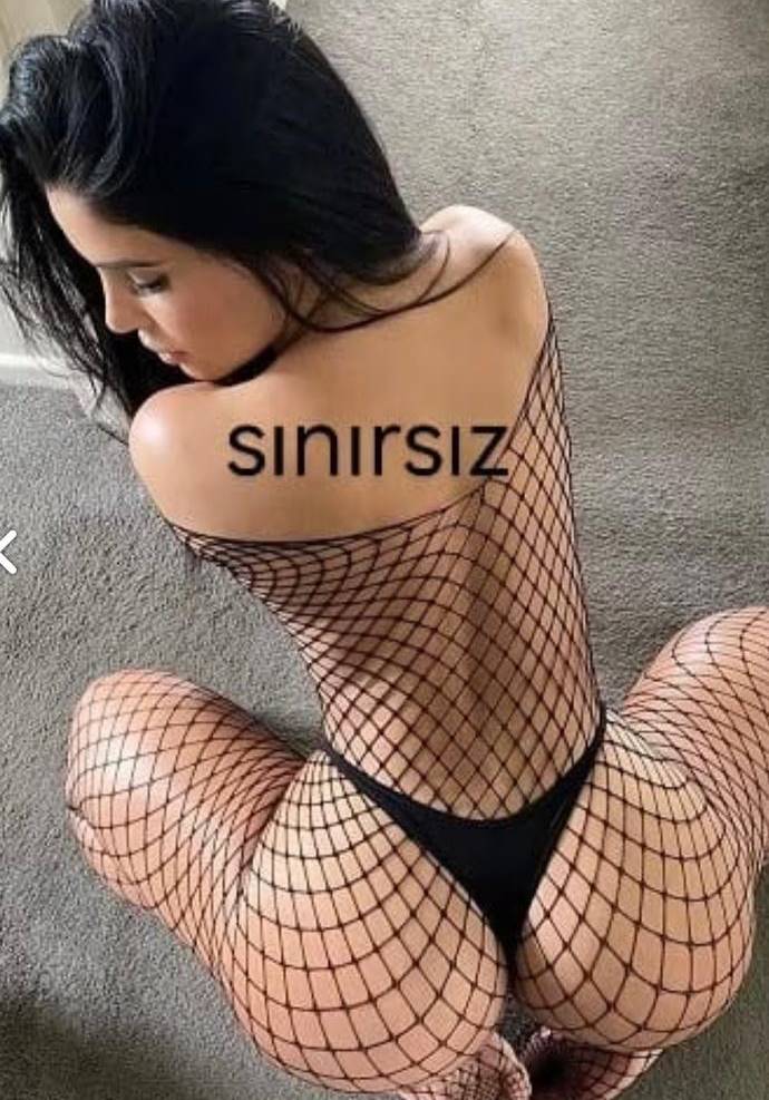 Sefaköy Escort Bayan Aleynayla Kendinizi Şımartın
